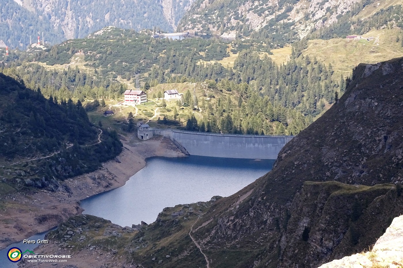 56 Zoom verso Laghi e Rif. Gemelli.JPG